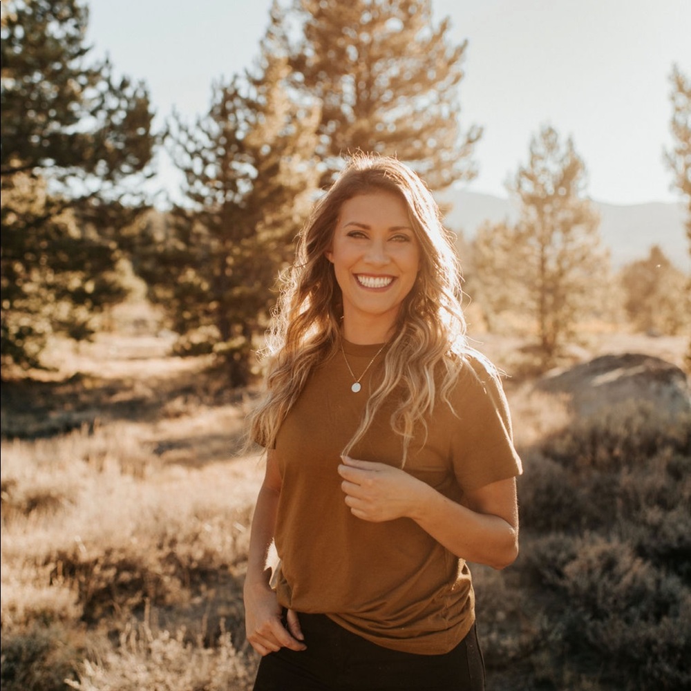 Meet your Posher, Kayla